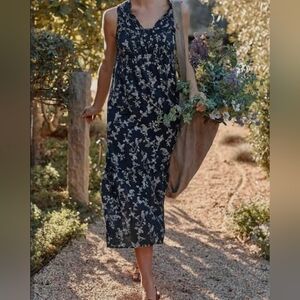 NWT J. Jill Women's Ruffle Neck-line Bird Pattern Cream & Navy Maxi Dress SZ MP